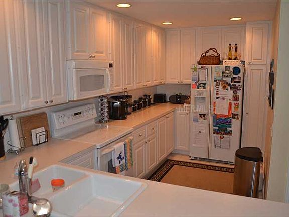 4th image of 7616 Andora Dr