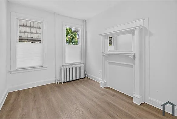 5 bed, $6,384 — Photo 2