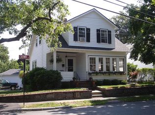37 Crown St, Milton, MA 02186