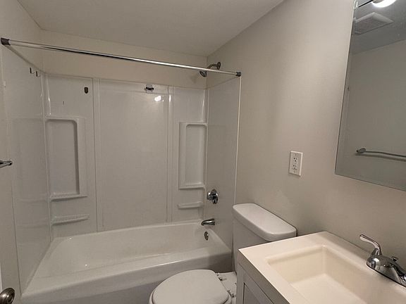 2nd image of 262 School St APT 12