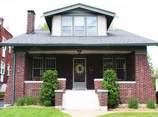 7347 Zephyr Pl, Saint Louis, MO 63143