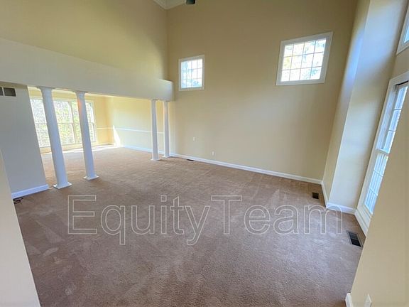 3rd image of 10380 Giverny Blvd