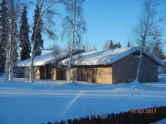 5th image of 151 C St