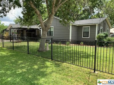 381 N Hickory Ave, New Braunfels, TX, 78130