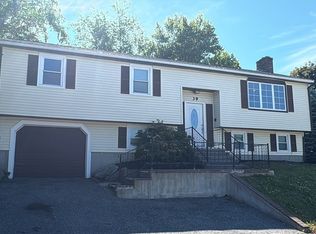 39 Westport Rd, Worcester, MA 01605