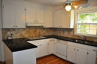 3rd image of 5224 Camilla Dr