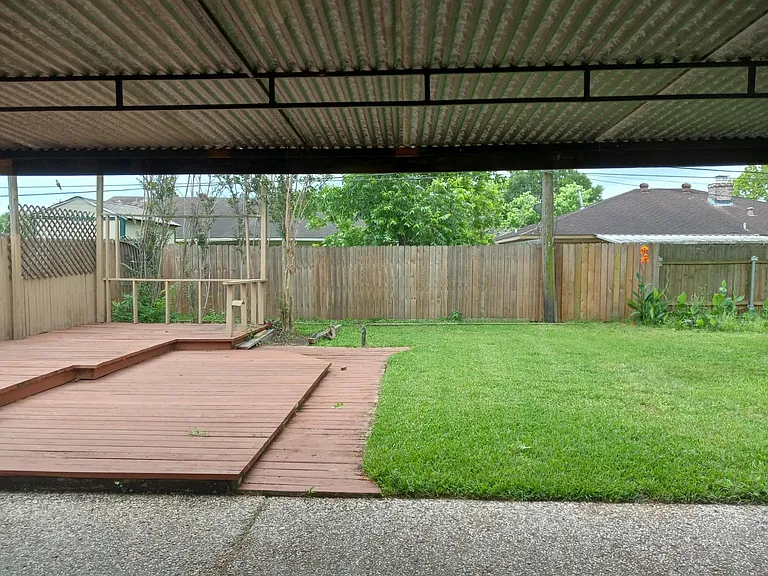 15415 Poolview St — Photo 9