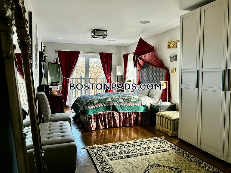 7 Webster St #1 — Photo 18