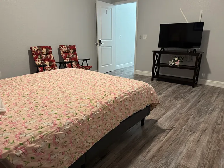 10517 Camelia Dr — Photo 13