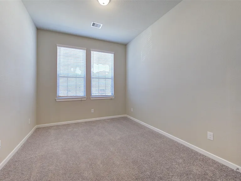 4203 Maple Glen Dr — Photo 20