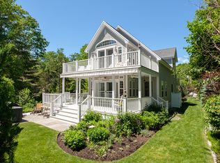 27 Pine Hill Rd S, York, ME 03909