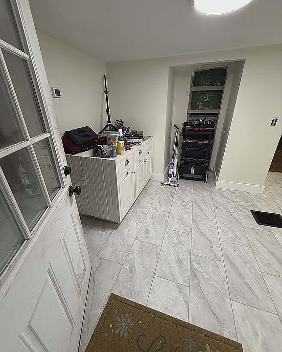 1st image of 3 Pine Dr