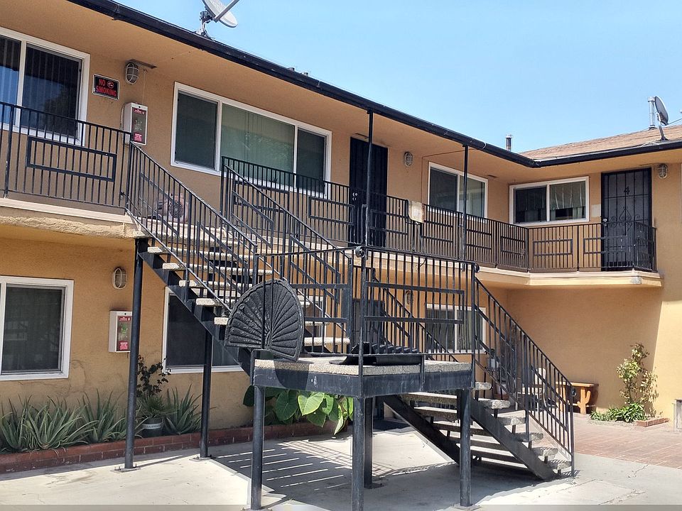 1st image of 6765 Orizaba Ave #4