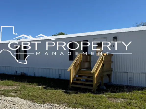 418 E Collins St, Bremond, TX 76629