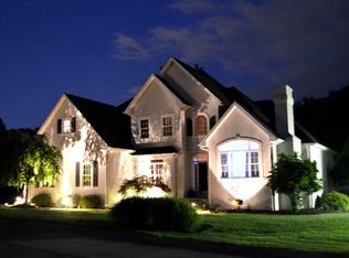 32 Brookstone Dr, Huntington, WV 25704