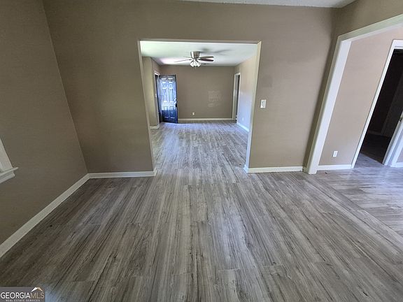 5th image of 4 Lambert Dr