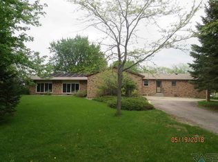 47112 Sunny View Pl, Sioux Falls, SD 57108