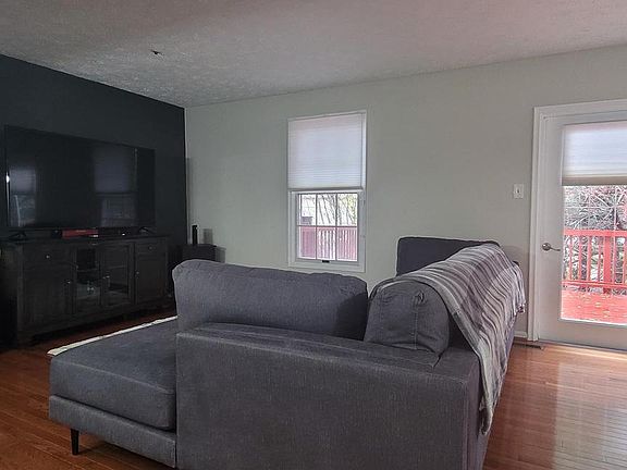 5th image of 12613 Pavillion Ct