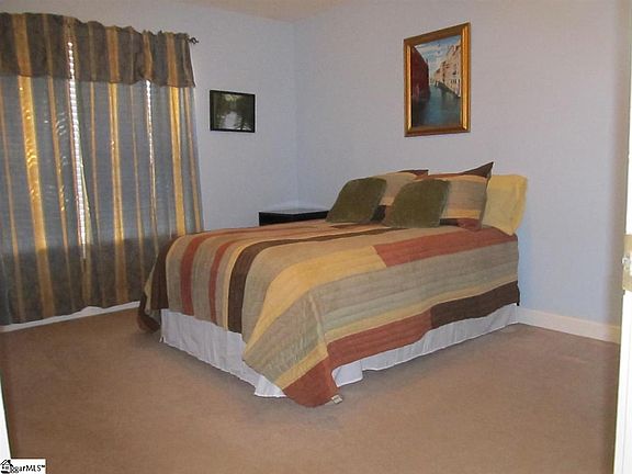 4th image of 10 Southcreek Dr