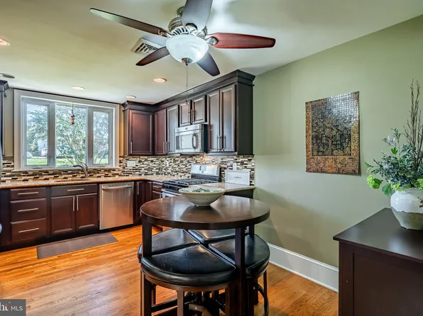 204 W 12th Ave, Conshohocken, PA 19428