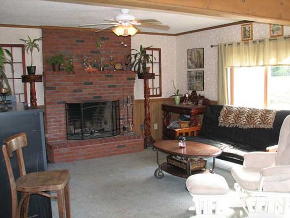 3rd image of 410 MOUNTAINSIDE MEADOWS Way