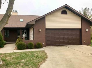 1910 Bayview Ct, Springfield, IL 62704