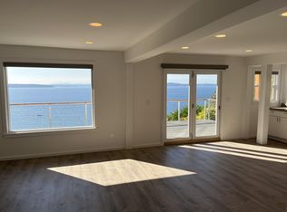 6005 Atlas Pl SW, Seattle, WA 98136