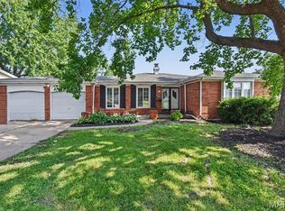 3665 Santiago Dr, Florissant, MO 63033