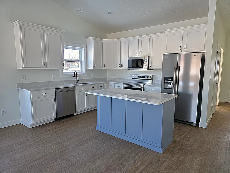 1227 Wisteria Ln — Photo 12