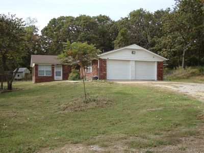 14510 Cedar Rd, Henryetta, OK, 74437