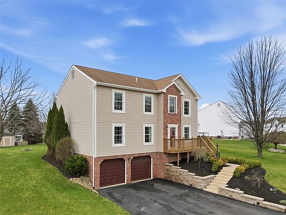 2nd image of 153 Winterbrook Dr