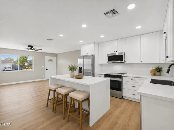 641 W EMERALD Avenue, Mesa, AZ 85210