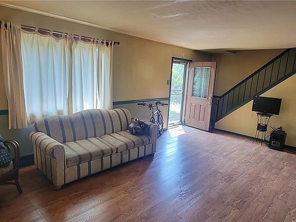 5th image of 2915 Norton Ave