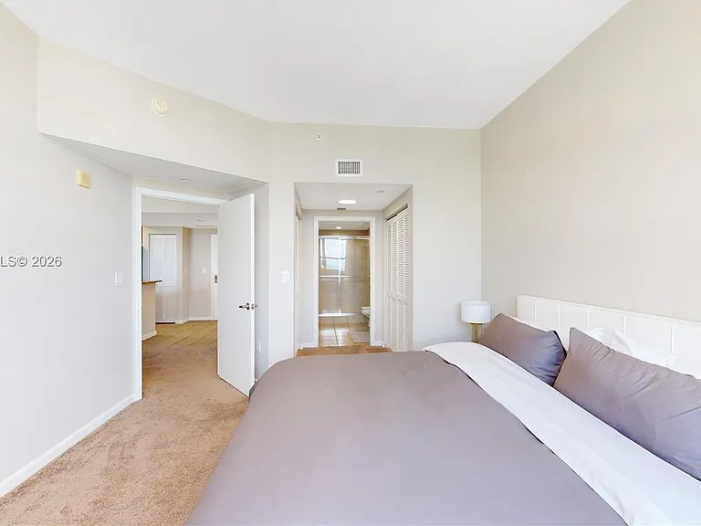 19501 W Country Club Dr #Penthouse 10 — Photo 7