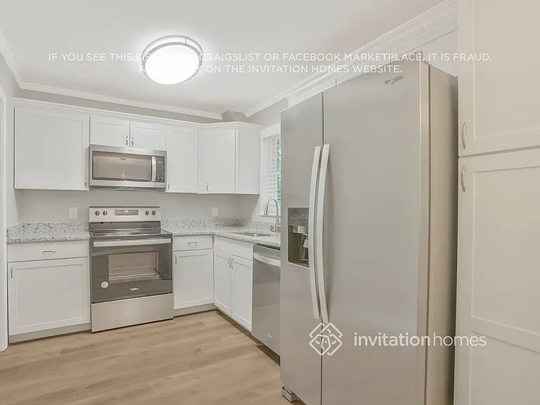 2344 Omaha Rd SW — Photo 10