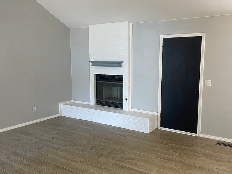 8425 Breezewood Dr — Photo 20