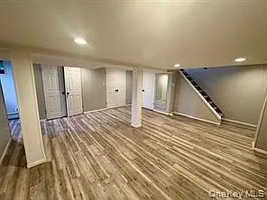 10 Elderwood Ln — Photo 16