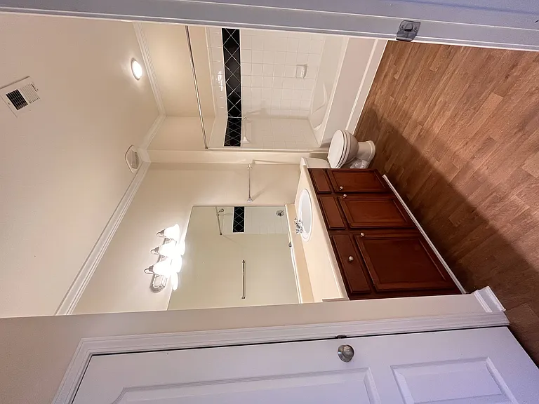 Wesley Kensington Apartments at Stonecrest — Photo 503