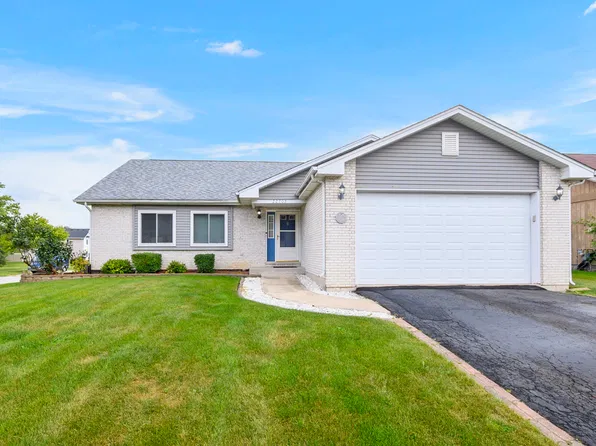 22703 Lawndale Ave, Richton Park, IL 60471