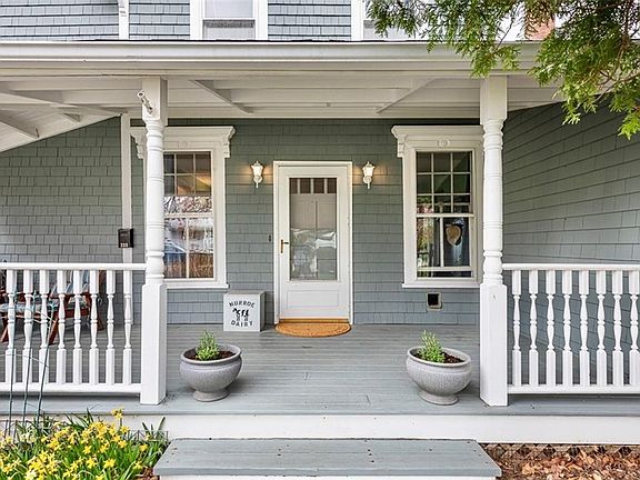 5th image of 233 Terrace Ave