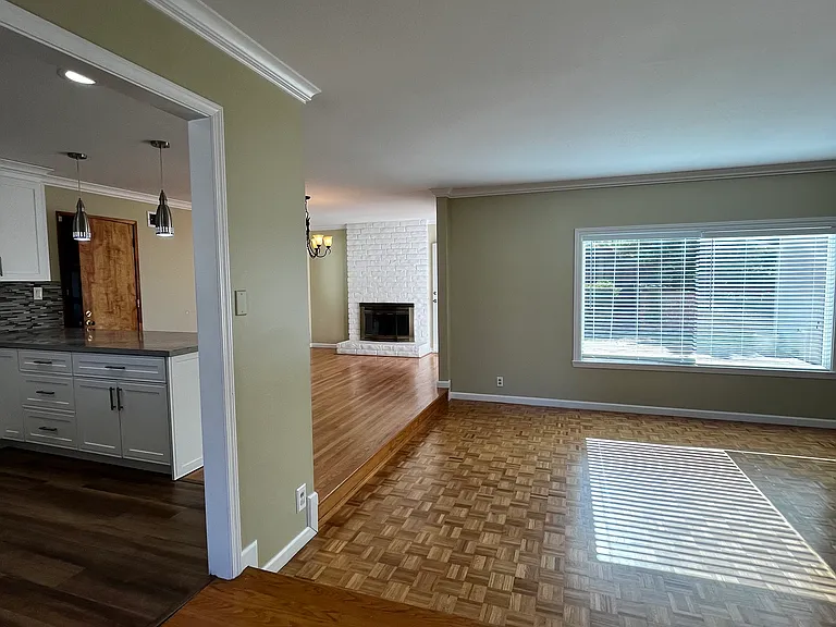 1014 Palisade Ct — Photo 3