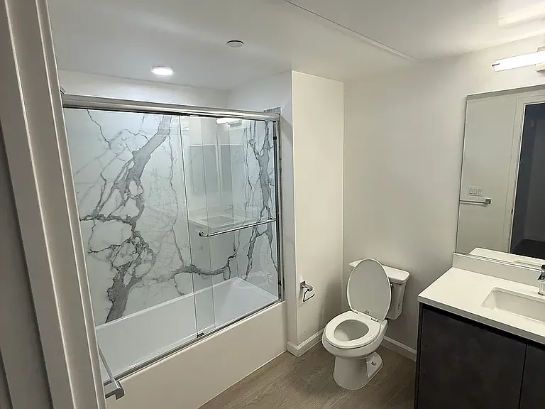 Doran Residences LLC — Photo 16