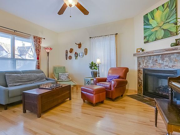 3rd image of 2547 S Graham St