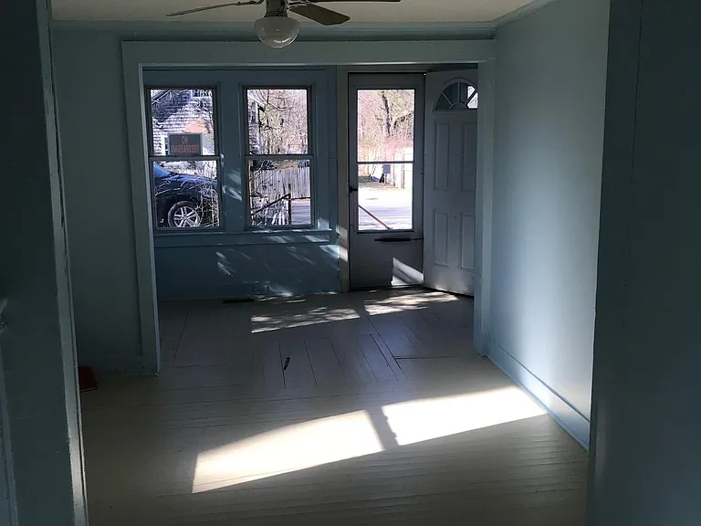 25 Pine St — Photo 11