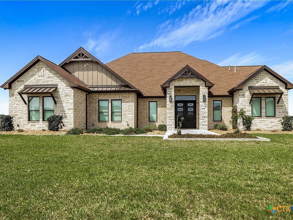 1st image of 331 Sendera Loop