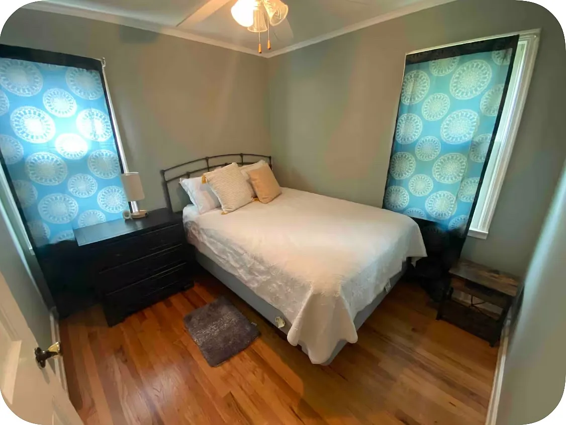 3 bed, 1185 sqft, $1,750 — Photo 3
