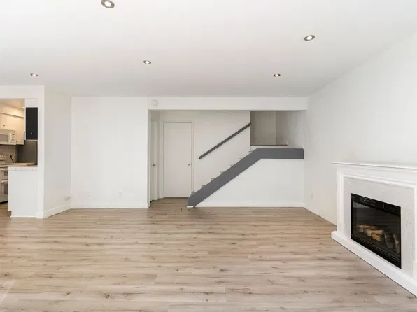 360 Miraleste Dr #344, San Pedro, CA 90732