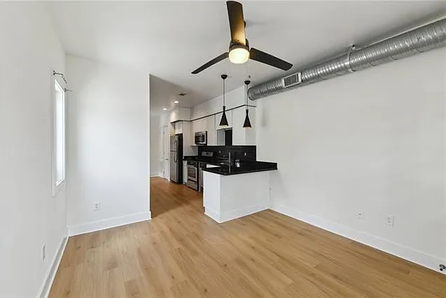 600 S Cortez St — Photo 4