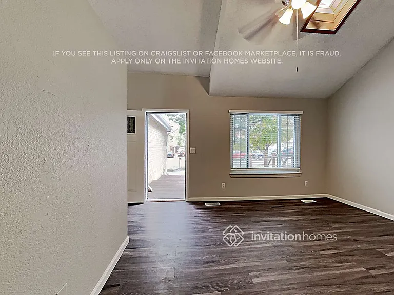 12193 Monaco Dr — Photo 5