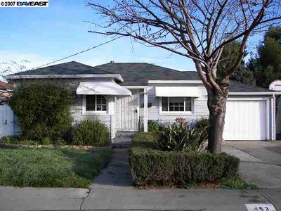 (Undisclosed Address), San Leandro, CA, 94578